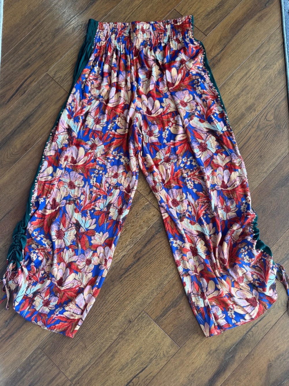 Free People Boho Floral Jogger Pants 🌺 Statement Festival Vibes Medium